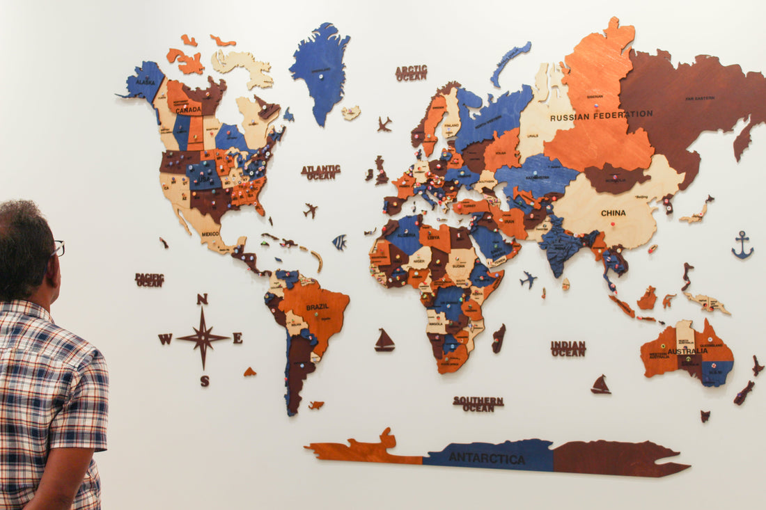 3D Wooden World Map brown & Blue